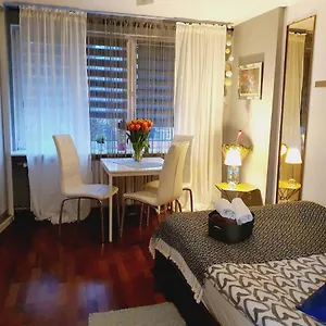  Apartament Centrumtwardastreetcentralstation 10min Wi-fi 1,2gb Sek